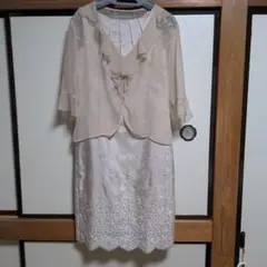 Rue de B アイボリー フリル付きジャケットと刺繍ドレス セット