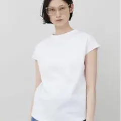 クルーネックフレンチスリーブTシャツのサムネイル