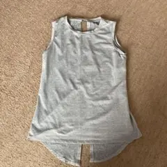 グレー ノースリーブ Mサイズ