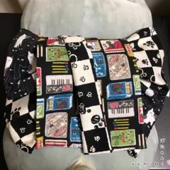 Item thumbnail for item 33179703-0094-4a3f-99f2-5317eb3f9449