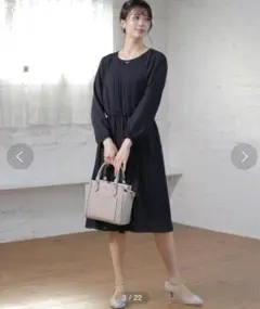 プリーツ使いワンピース　ハニーズ　サイズLL