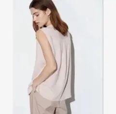 美品 ユニクロ レーヨン ノースリーブ ブラウス S レディース シャツ 春夏