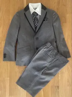 フォーマルスーツ 男の子　120cm グレー