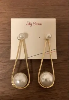 【Lily Brown】 リリーブラウン パールピアス