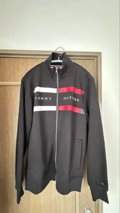 TOMMY HILFIGER ジップアップトレーナー S Almost new