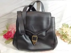 【美品】GUESS 黒 レザー バックパック