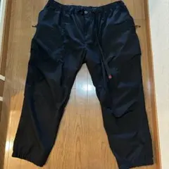 アウトドアパンツ 黒 ドローコード付き