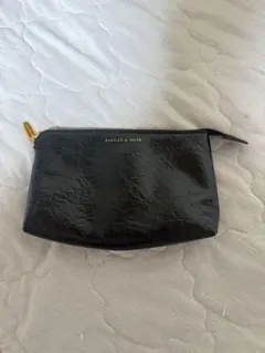 CHARLES & KEITH ポーチ ブラックのサムネイル