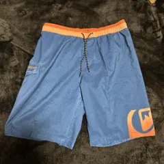 QUIKSILVER クイックシルバーサーフパンツ 水着　メンズM 青/オレンジのサムネイル