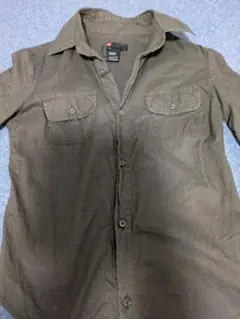 刺繍ロゴ人気　DIESEL 長袖シャツ カーキSサイズCOTTON100%のサムネイル