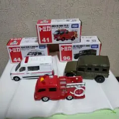 トミカ★日産NV400 EV救急車、自衛隊、ポンプ消防車3個セット