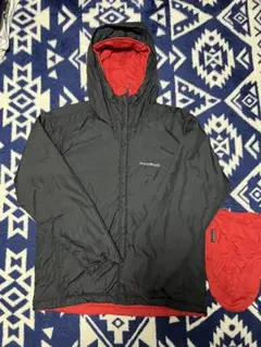 mont-bell リバーシブルジャケット 赤/黒　メンズS