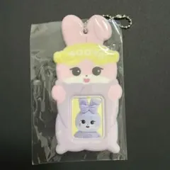 BLACKPINK ジス トレカ ぬいぐるみ キーリング フォトホルダー 公式】 BLACKPINK ジス ぬいぐるみ キーホルダー SOOYA - メルカリ