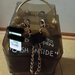 レディース　ビニールハンドバッグ　ショルダー紐付き