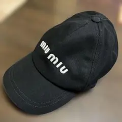 miu miu ブラック ベースボールキャップのサムネイル