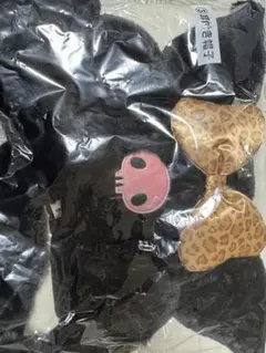 クロミくじ　耳付き帽子 ヒョウ柄リボン