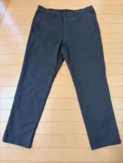 t*i様 ユニクロ チノパン ダークグレー ウエスト82cm 股下70cm