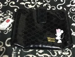 新品未使用　ディズニーストア　パソコンケースのサムネイル