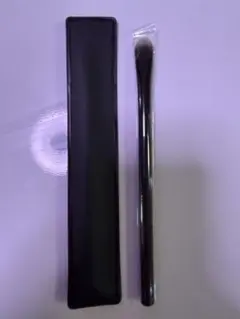 クレドポーボーテコンシーラーブラシ