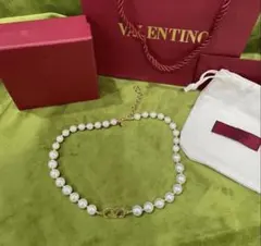 VALENTINOパールネックレスのサムネイル