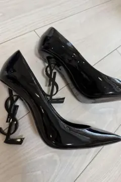 Yves Saint Laurent オピウム　サンローラン　パンプス