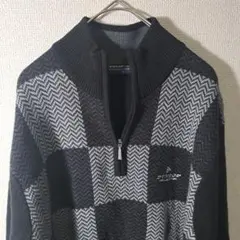 Q34　ぴ　ハーフジップ　ニット