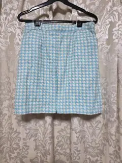 水色ハウンドトゥース柄タイトスカート