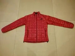 ノースフェイス ナイロンジャケット 赤（収納袋付き）