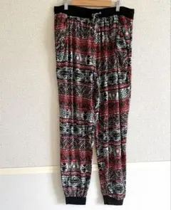 Item thumbnail for item bc219b39-af7b-4a7b-b9a0-994616fef936