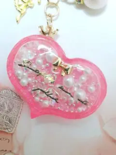 冠付きハート　シャカシャカ　キーホルダー