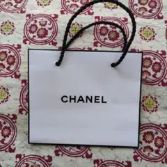 CHANEL シンプル紙袋 小型