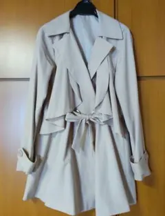 ベージュ ウエストリボン結び コート