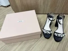 miumiu プラットフォームサンダル