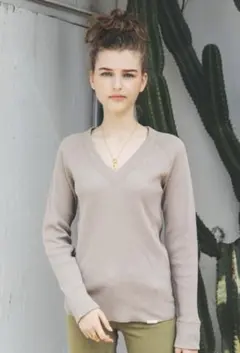 ALEXIASTAM☆ワッフルVネックベーシックトップのサムネイル