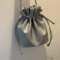 AS KNOW AS ショルダーバッグ 巾着バッグ シルバーのサムネイル