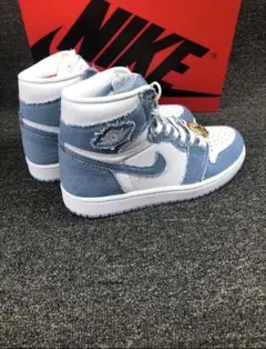 Nike Air Jordan 1 Retro High OG デニム