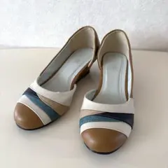 フェリシモ　live in comfort パンプス　22.5cmのサムネイル