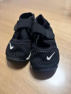 値下げ不可　Nike ベビーサンダル エアリフト　ブラック　14cm