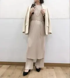 UNIQLO プリーツワンピース、パンツ セットアップ