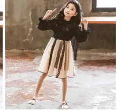 黒とベージュのフォーマルドレス　140cm