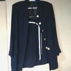 ZAZIEのジャケットとスカートのサムネイル