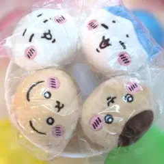 ちいかわ　ねそべりぬいぐるみ２　ちいかわ　ハチワレ　うさぎ　くりまんじゅう　４点