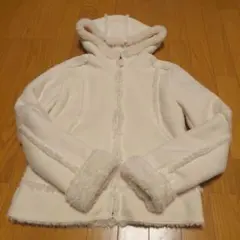UNIQLO　ムートン風フリースパーカー