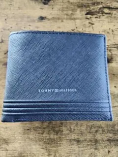 TOMMY HILFIGER ネイビー 二つ折り財布