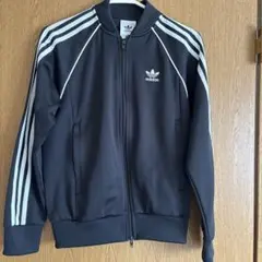 adidas originals ジャージ 黒
