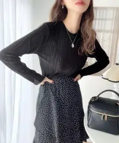 ラウンドネックスリーブ　メロウブラウス　黒classical elf