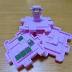 ハッピーセット　マイクラ　ピンクのウールブロックとピンクのヒツジ