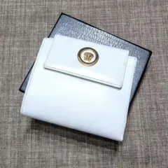 希少✴️白 GIANNI VERSACE ベルサーチ 折財布　ヴィンテージのサムネイル