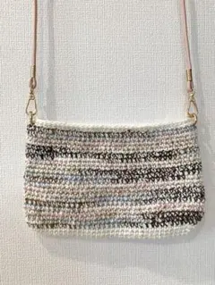 手編みショルダーポシェット　ハンドメイド　かぎ針　手編み