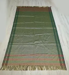 テーブルクロス　ゴールド×グリーン×レッド